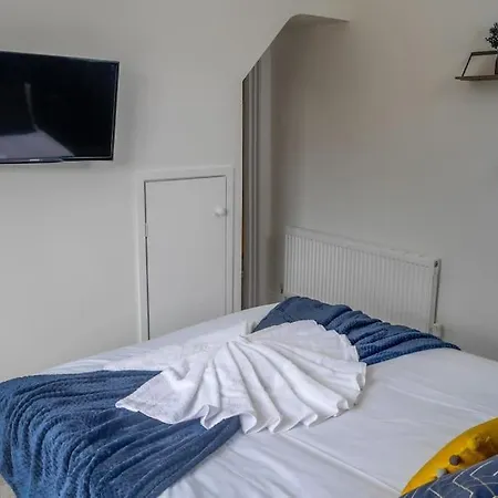 Apartment Redcar, Sea Side, Teesport, Contractors, Games *