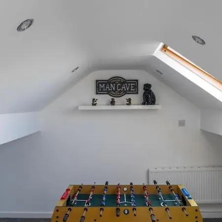 Redcar, Sea Side, Teesport, Contractors, Games Apartment